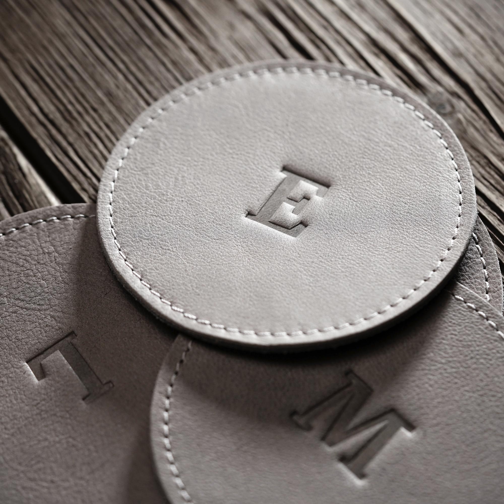 Coaster leather (6 pc.)