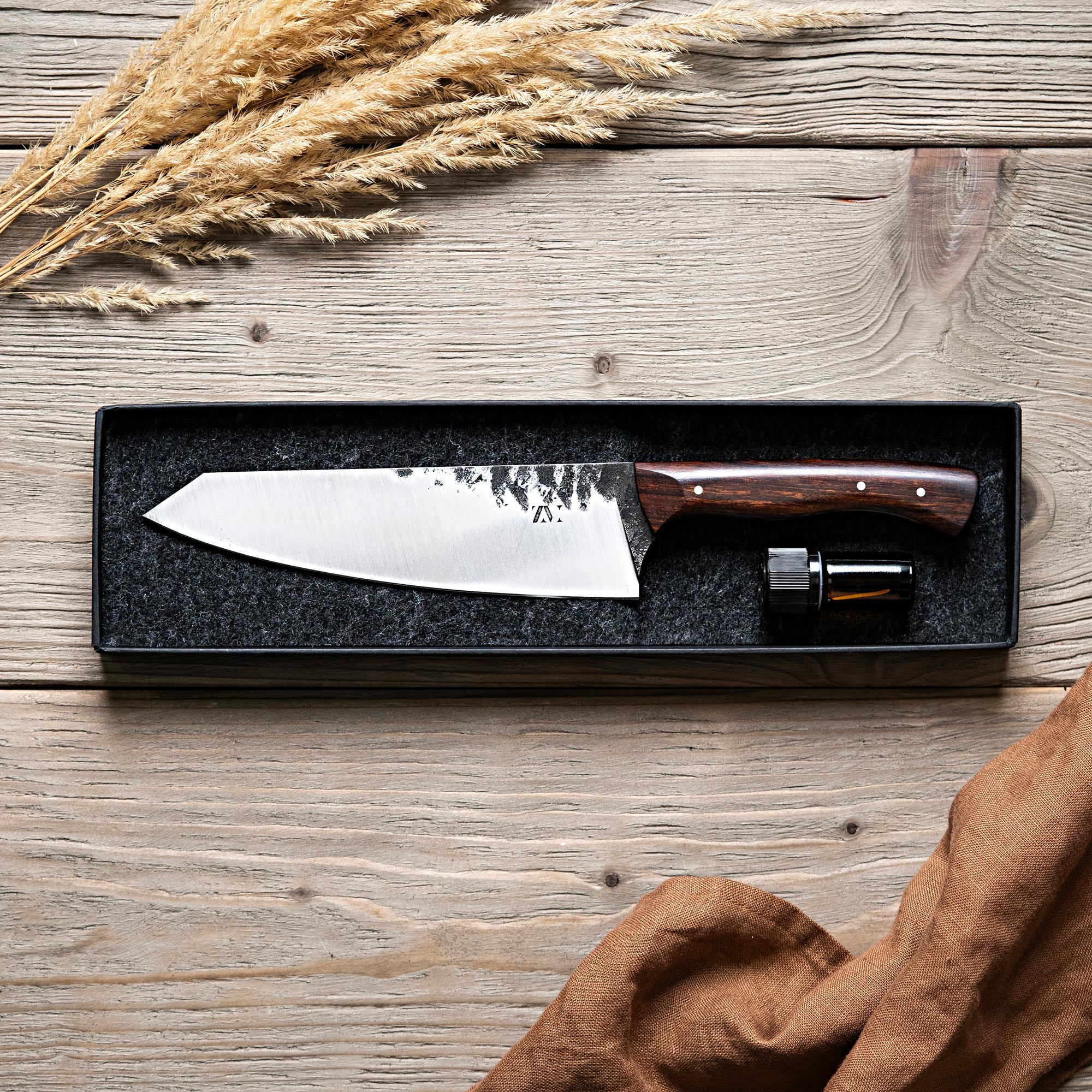 Couteau de cuisine en acier carbone